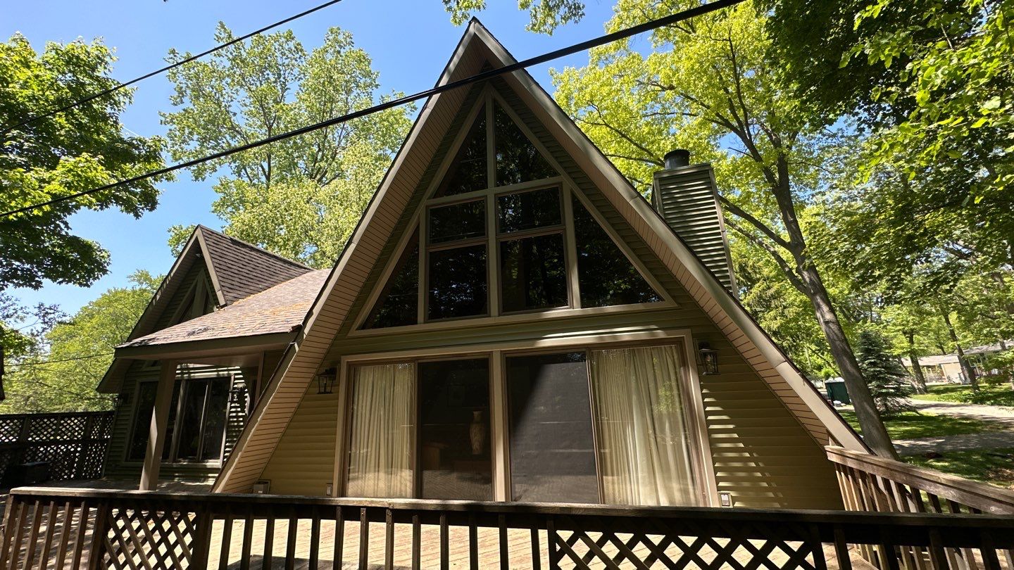 Siding Replacement using CertainTeed Restoration Classis D4 by 180 Contractors