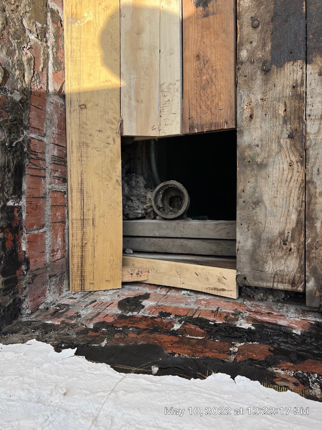 Commercial Roofing Installation using Conklin BenchPly system with PUMA top coat (imbedded fabric system) by Straight Edge Roofing Inc