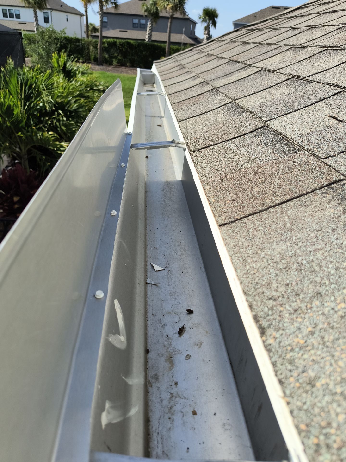 6 Inch Seamless Gutters using 6 Inch Seamless Gutters in Sarasota FL by Gutter Professors