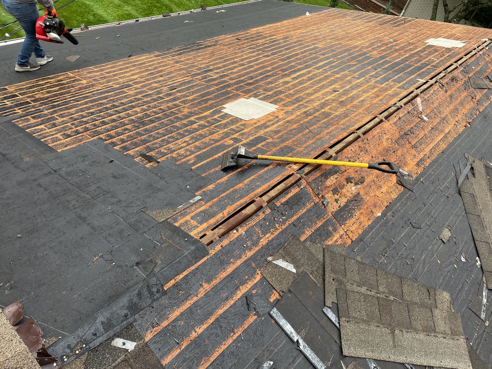 Roof Replacement using CertainTeed Landmark by 180 Contractors