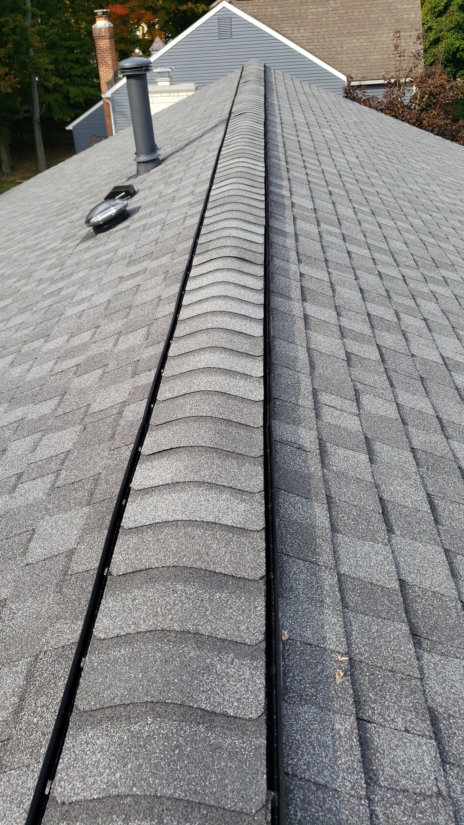 CERTAINTEED LANDMARK COLOR: PEWTER DRIP EDGE: WHITE by Eagle Eye Roofing