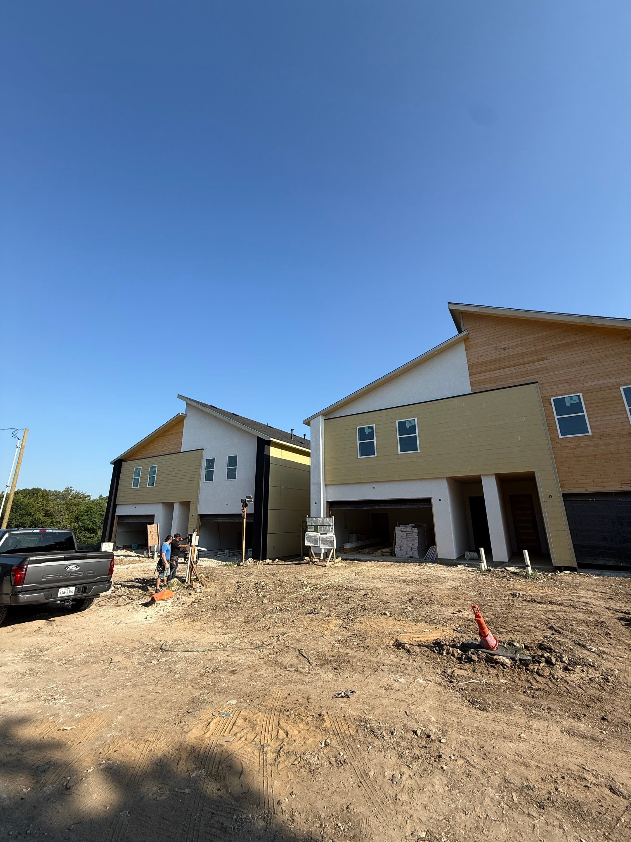 Ledbetter Project (Duplex New Construction) by HOMES BY JAR