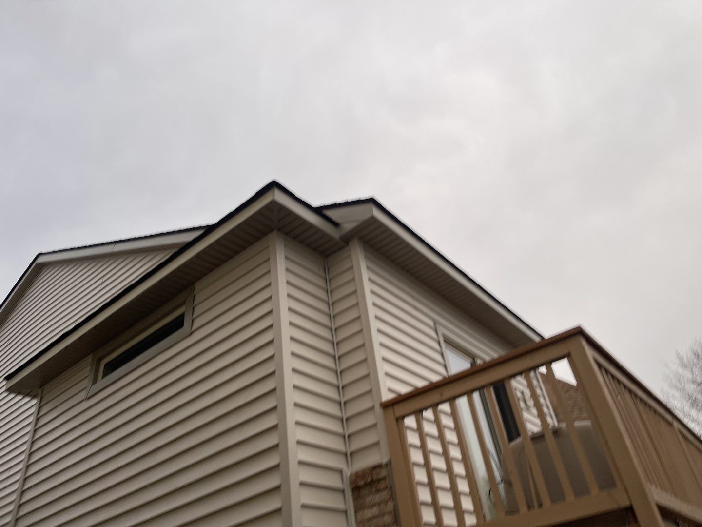 Siding Replacement using CertainTeed Restoration Classic D5 by 180 Contractors