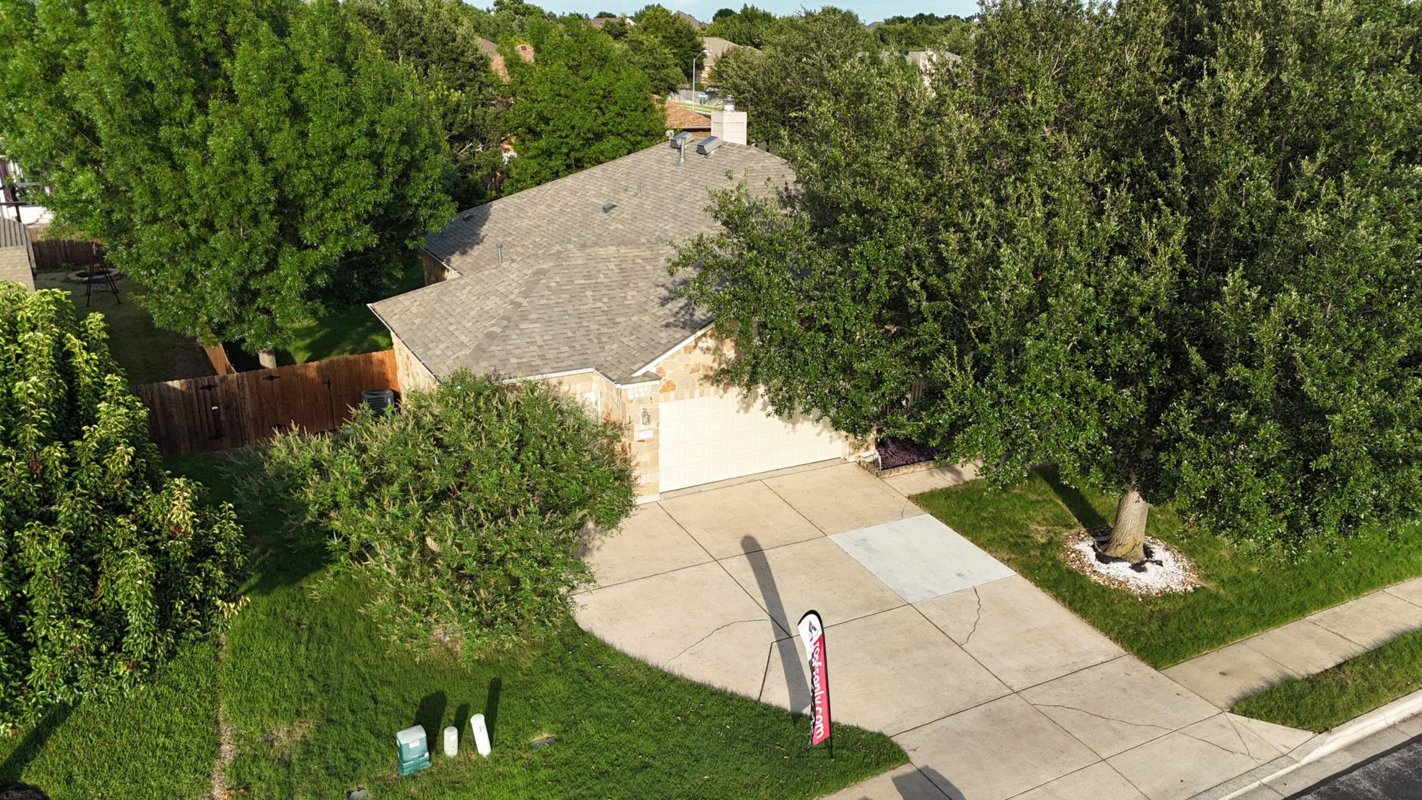 Weathered Wood - Malarkey Vista by RoofsOnly.com