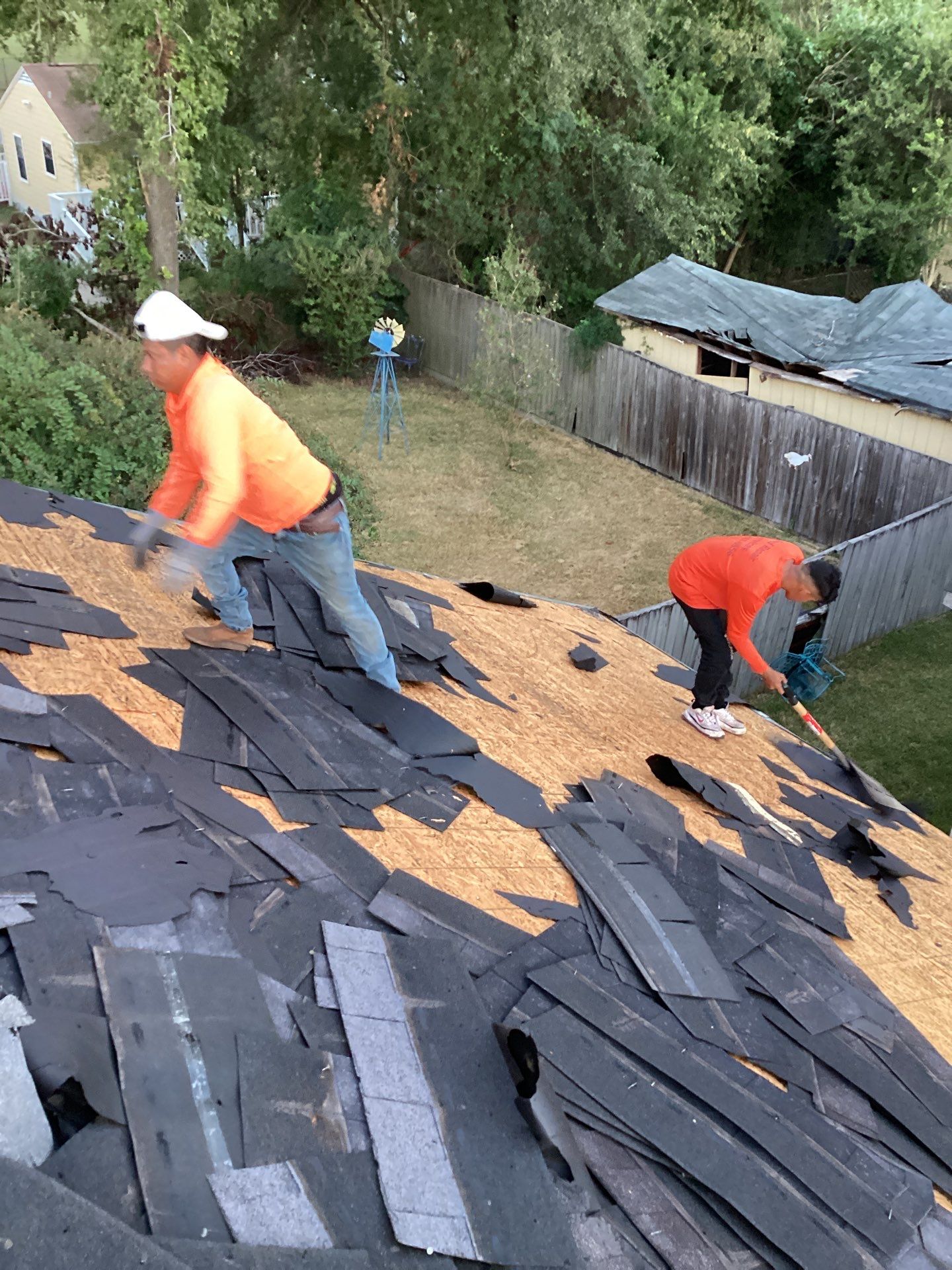 Residential Roofing Installation using Owen's Corning Duration (Lifetime) Shingles by Roof Repair Company
