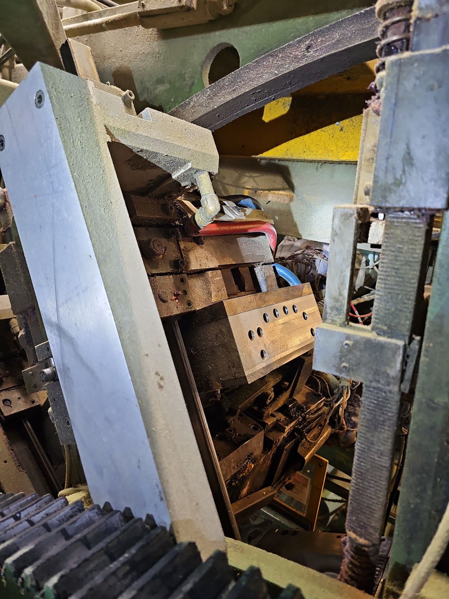 Project in Santa Ana by Altium Packaging