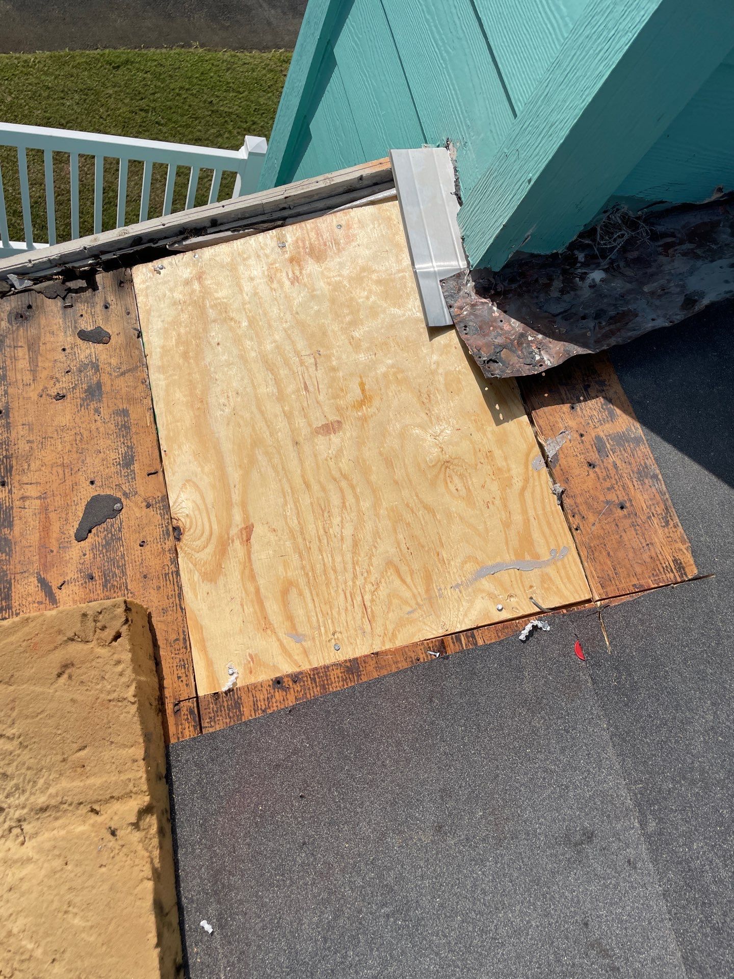 Port A Exterior by Bayfront Roofing and Construction