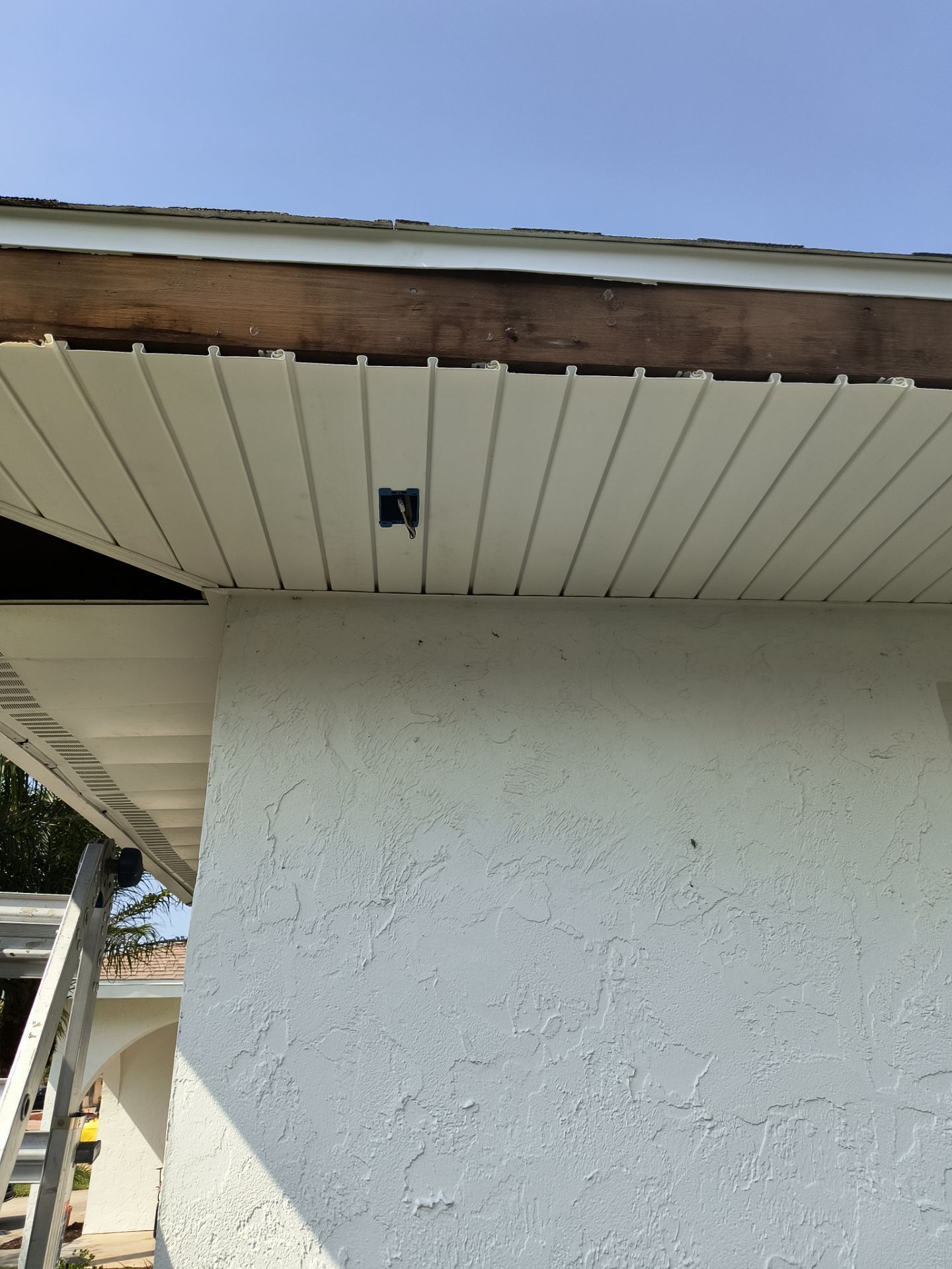 Aluminum White Soffit Installation in Sarasota FL by Gutter Professors