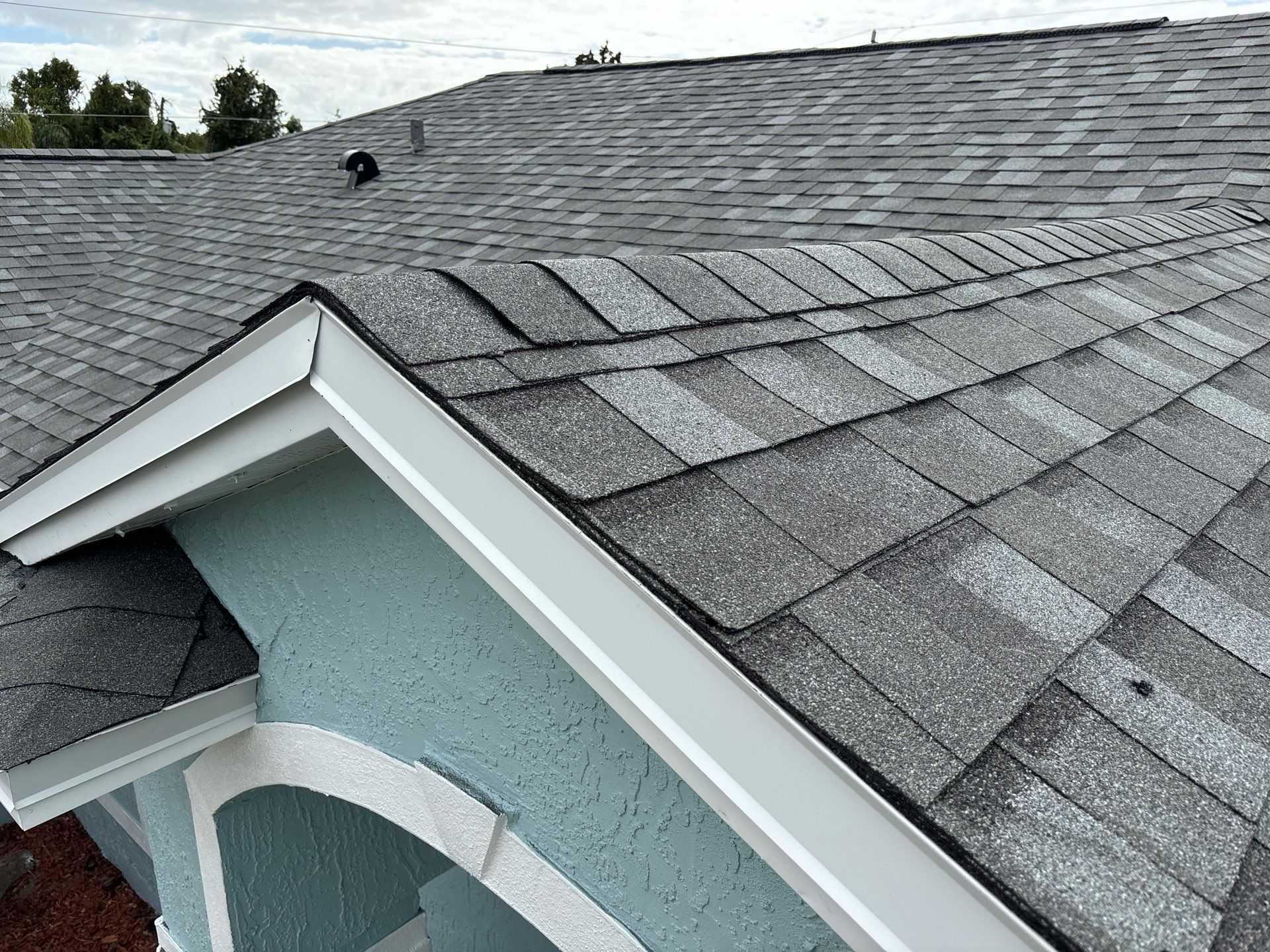 Shingle Rerood Replacement Deltona FL by Pinnacle Roofing Group