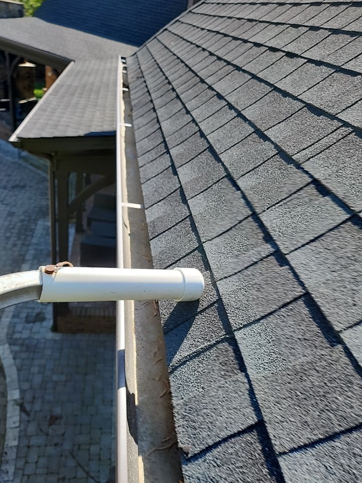 House Wash using cleaner by Power Wash Masters LLC