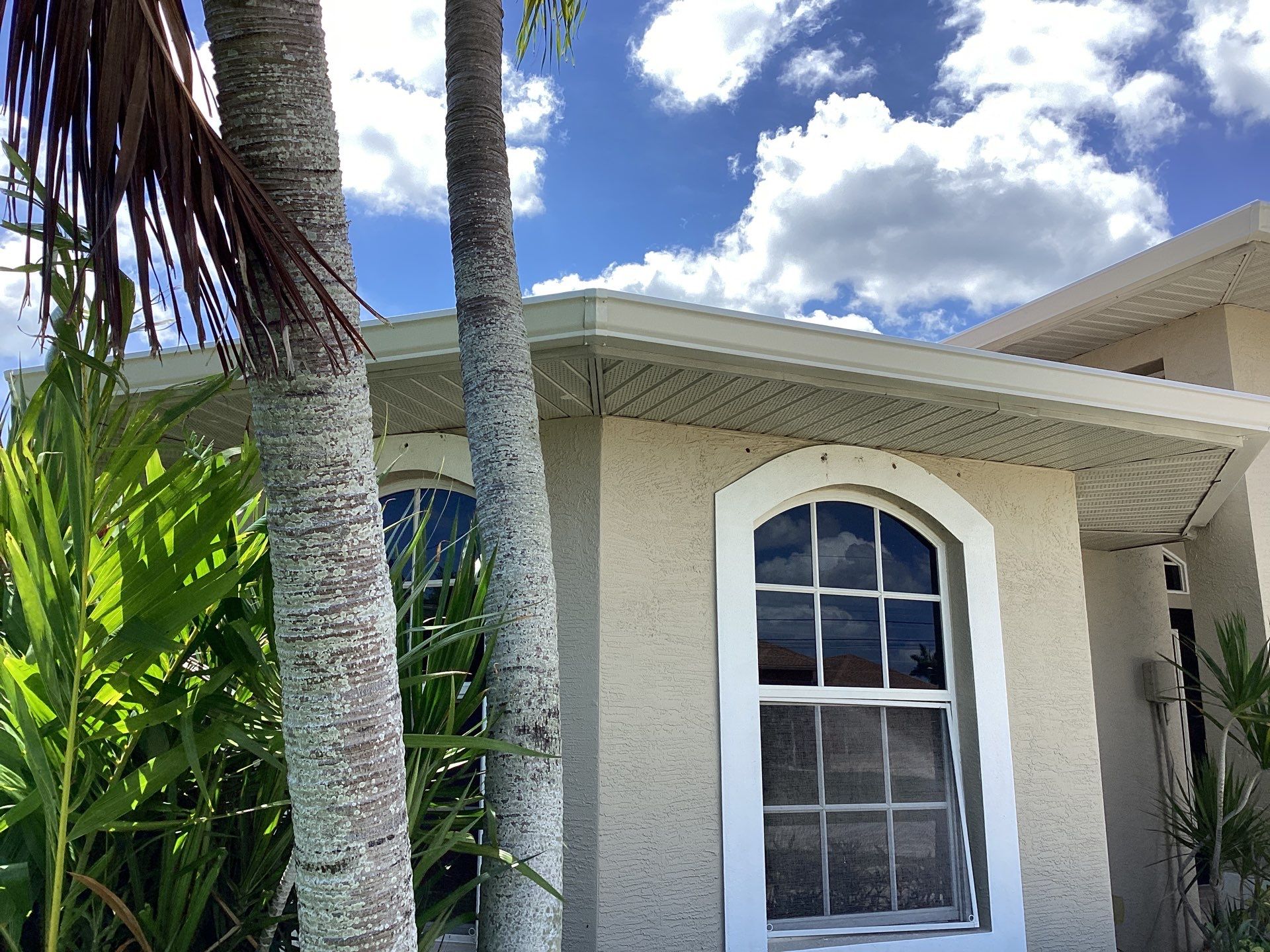 Soffit and Fascia Installation using Vinyl Soffit by Gutter Professors