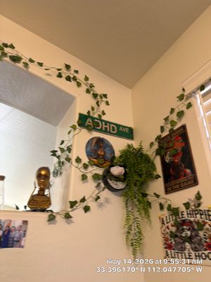 Interior Wall Decor and Custom Art Installation i