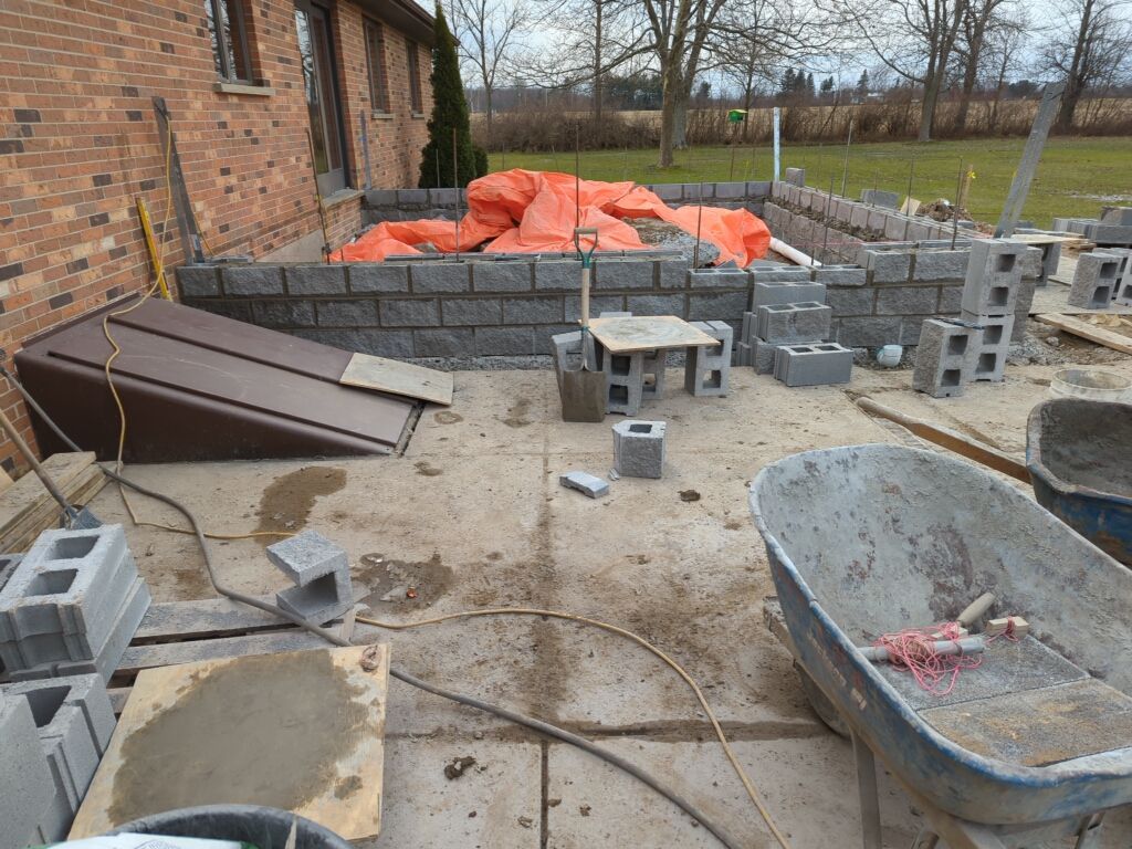 Outdoor Living Addition and Concrete by Ivy Lea Construction