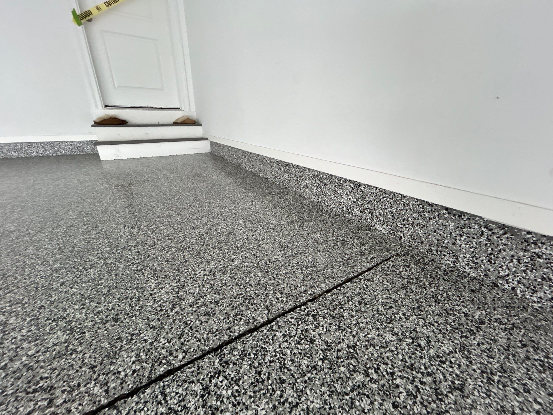 Garage in Nashua, NH 03062 by Symphony Concrete Coatings