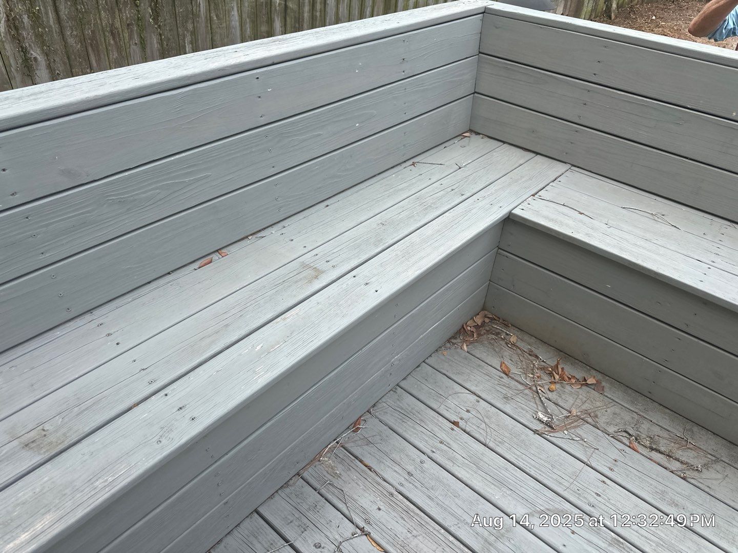 Wood Deck using Wood Sealant by DuraSeal