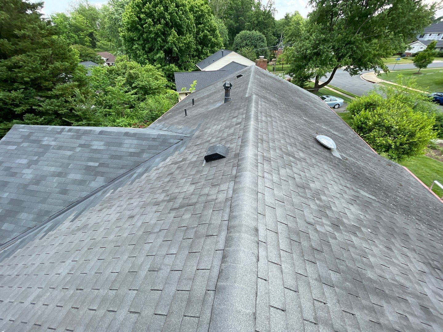 McLean: CertainTeed Landmark Designer Shingles in Charcoal Black by RM Banning, Inc.