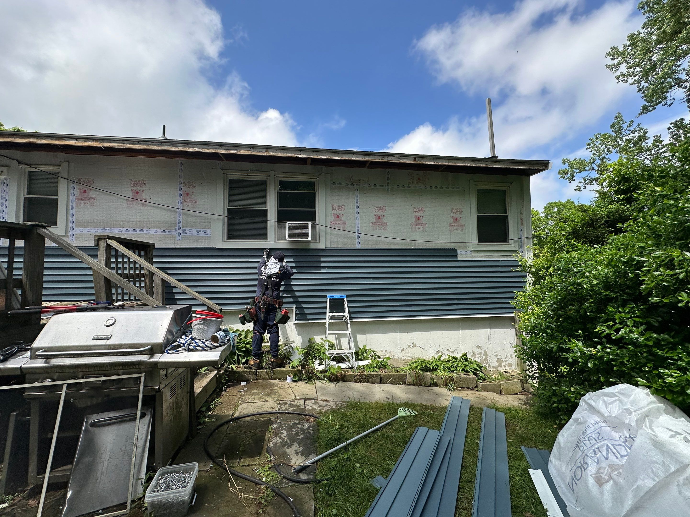 Roof & Siding by JLP PRO SERVICES LLC