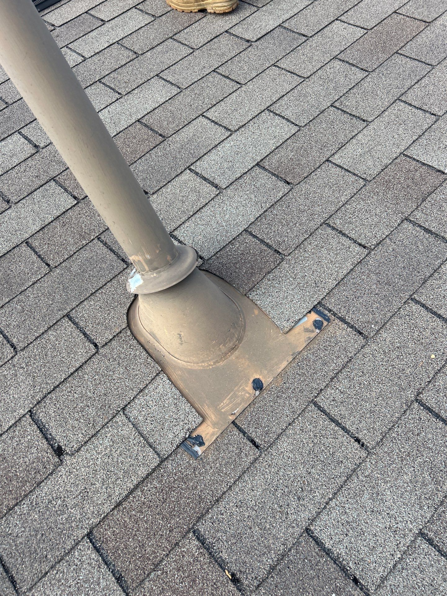 Hail Damage using Owen's Corning Duration (Lifetime) Shingles by Roof Repair Company