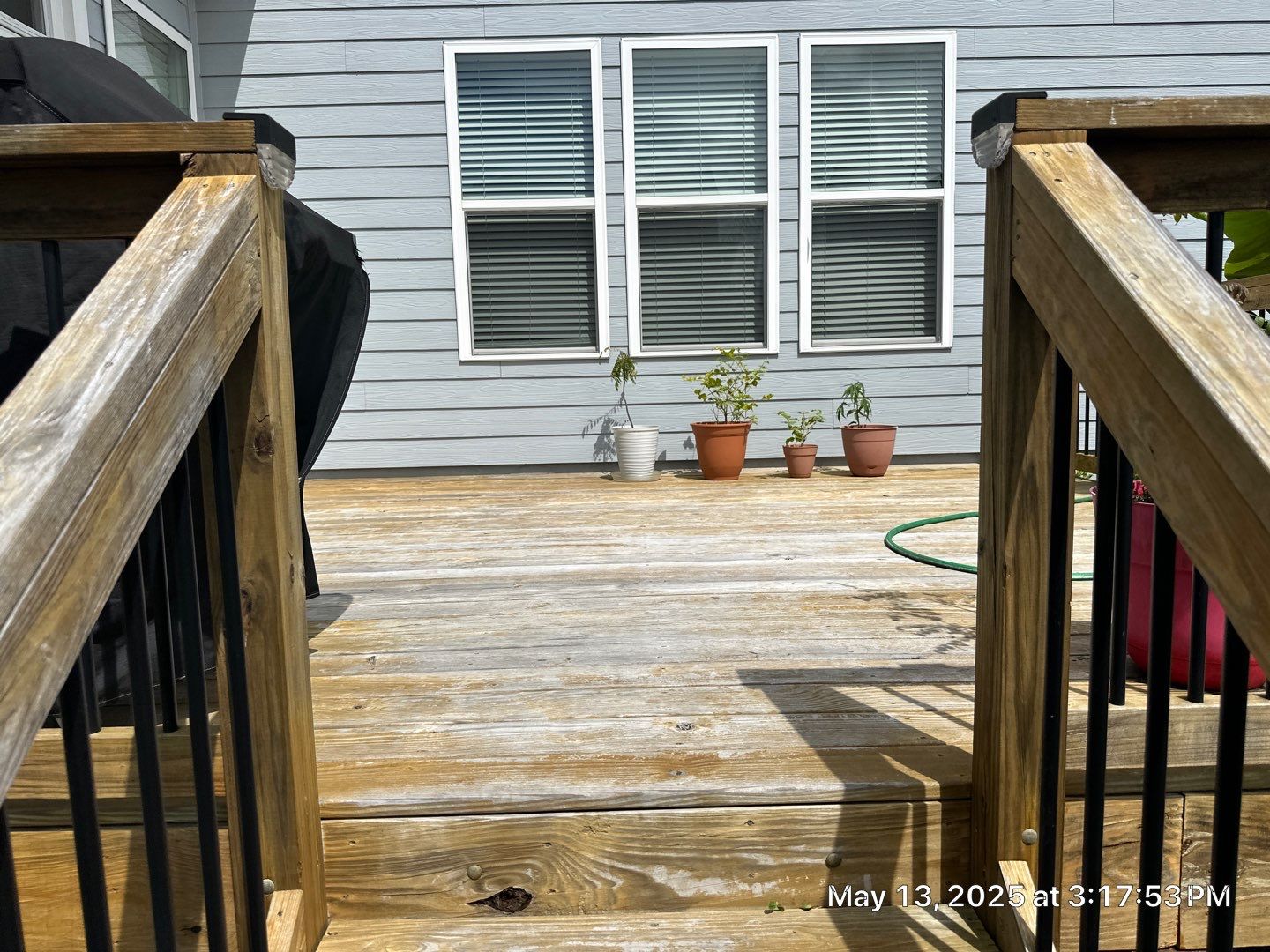 Wood Deck using Wood Sealant by DuraSeal