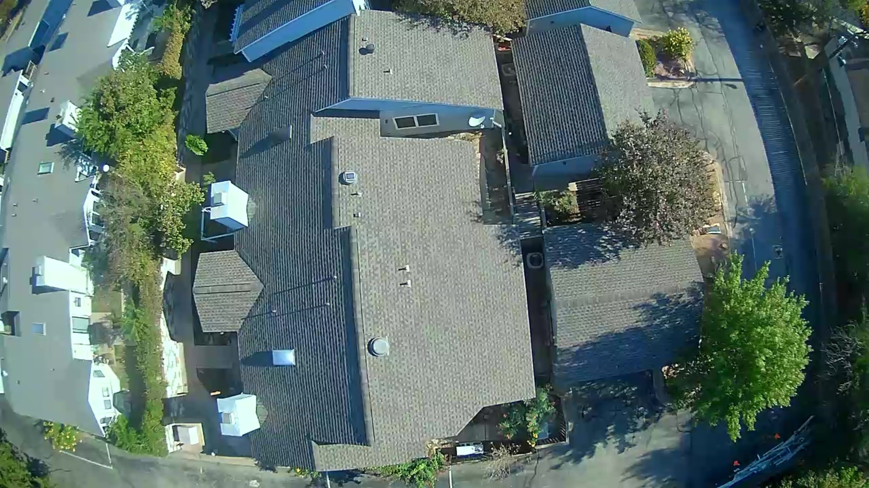 GAF HDZ - Weathered Wood by Elite Roofing LLC
