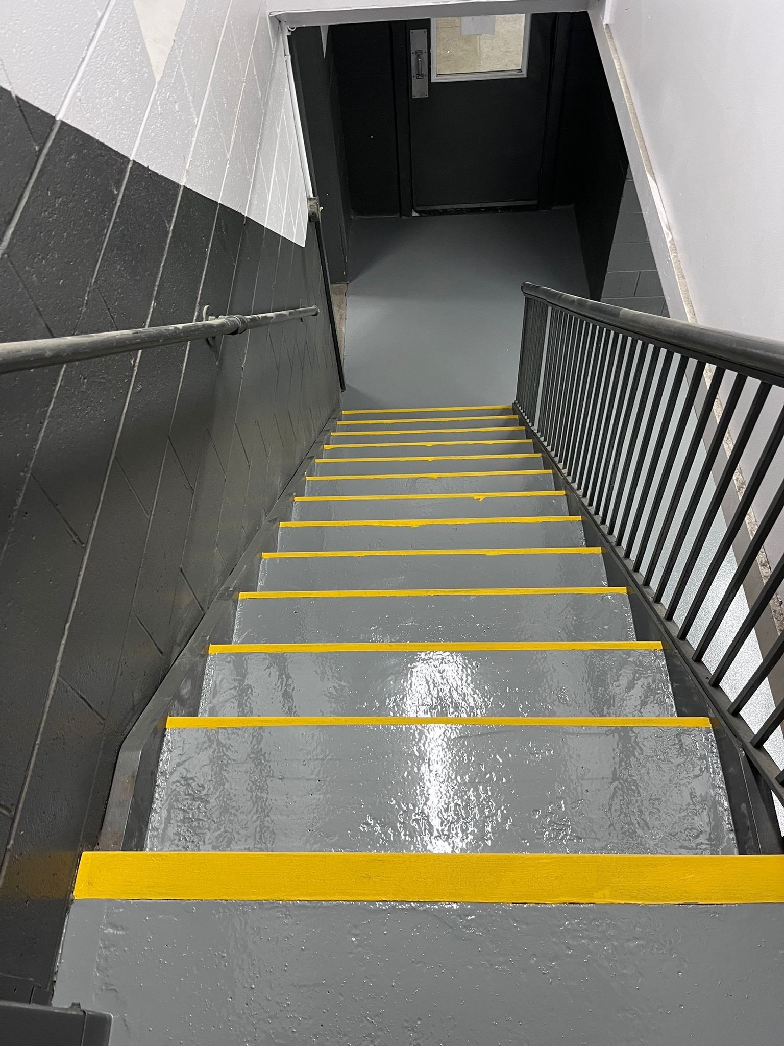 Industrial Grey Grit Project in Mars by Floors in a Day, Inc