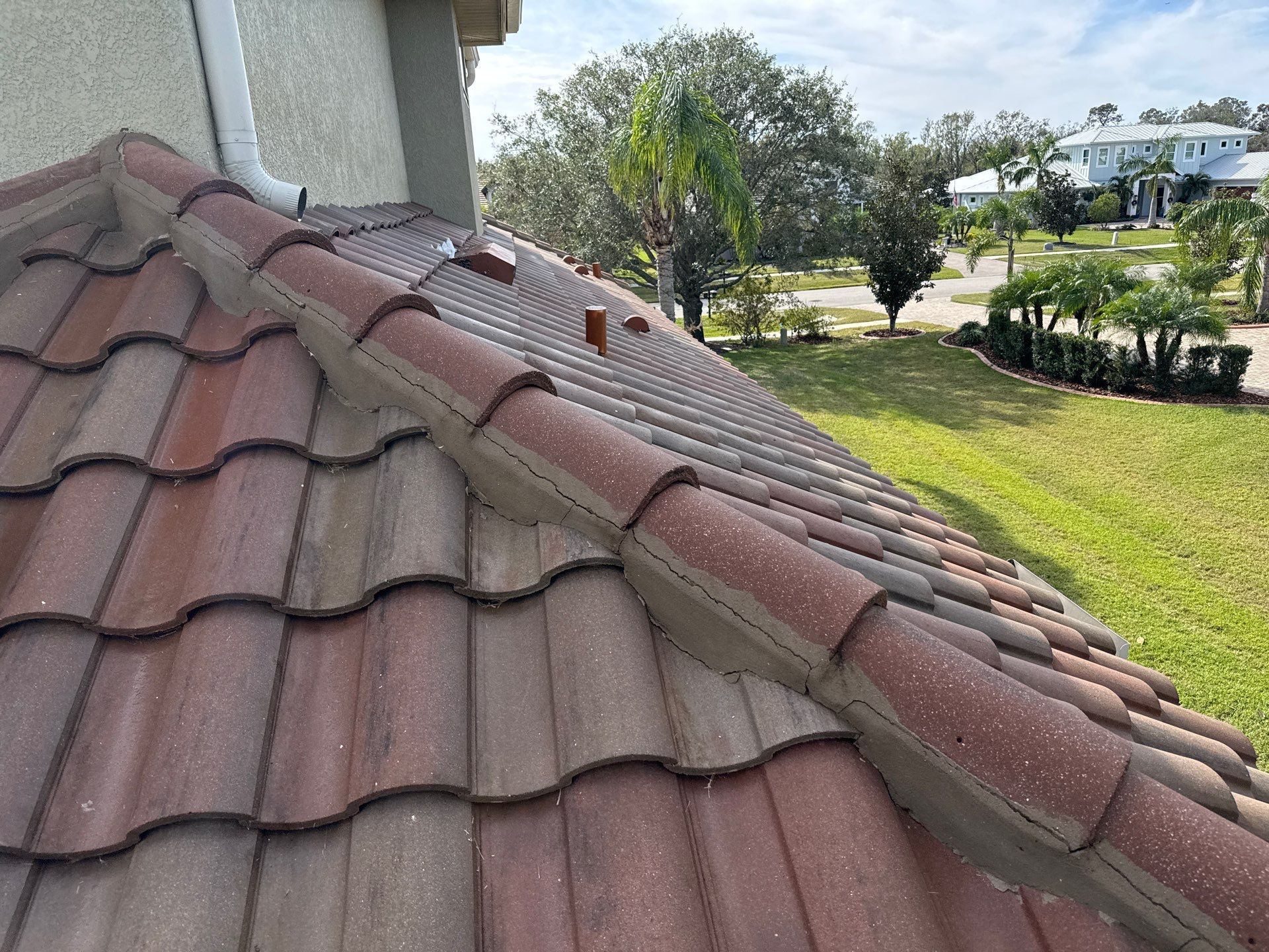 Roof Cleaning & Pool Deck Cleaning! Winding River, Bradenton, FL by Sunshine AquaWash