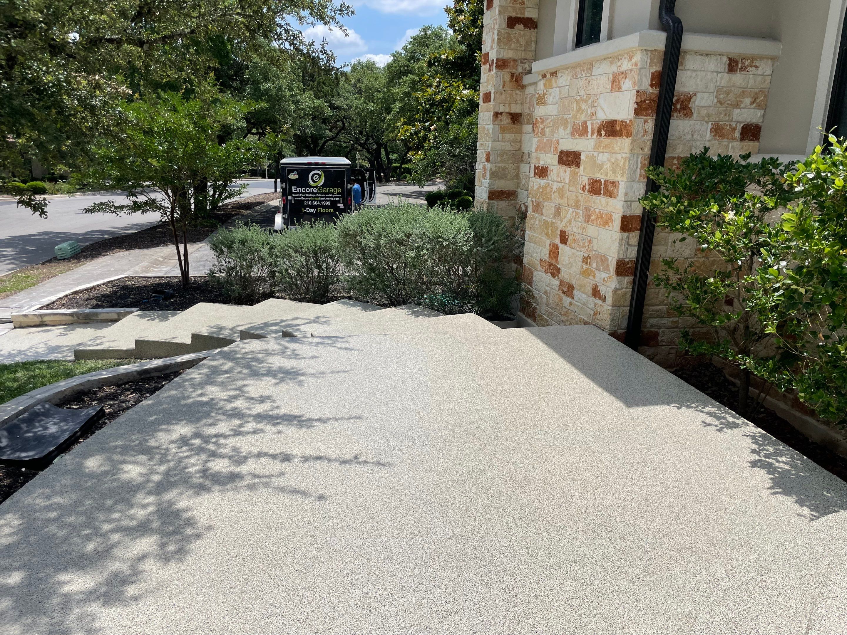 Dominion, San Antonio by TORO Garage Co