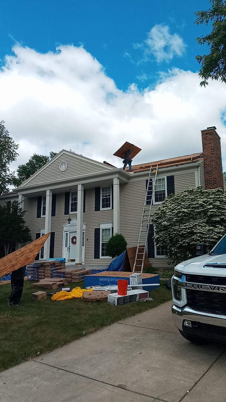 Roof Replacement using CertainTeed Landmark by 180 Contractors