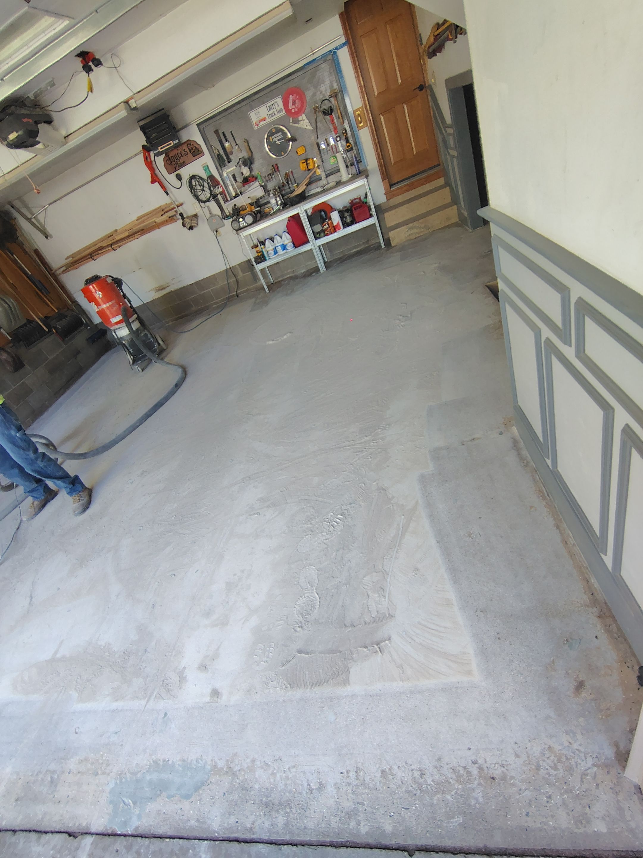 Nightfall Decorative Chip Garage Floor Coating in Luverne, Minnesota by Select Painting, Coatings & Garage Cabinets