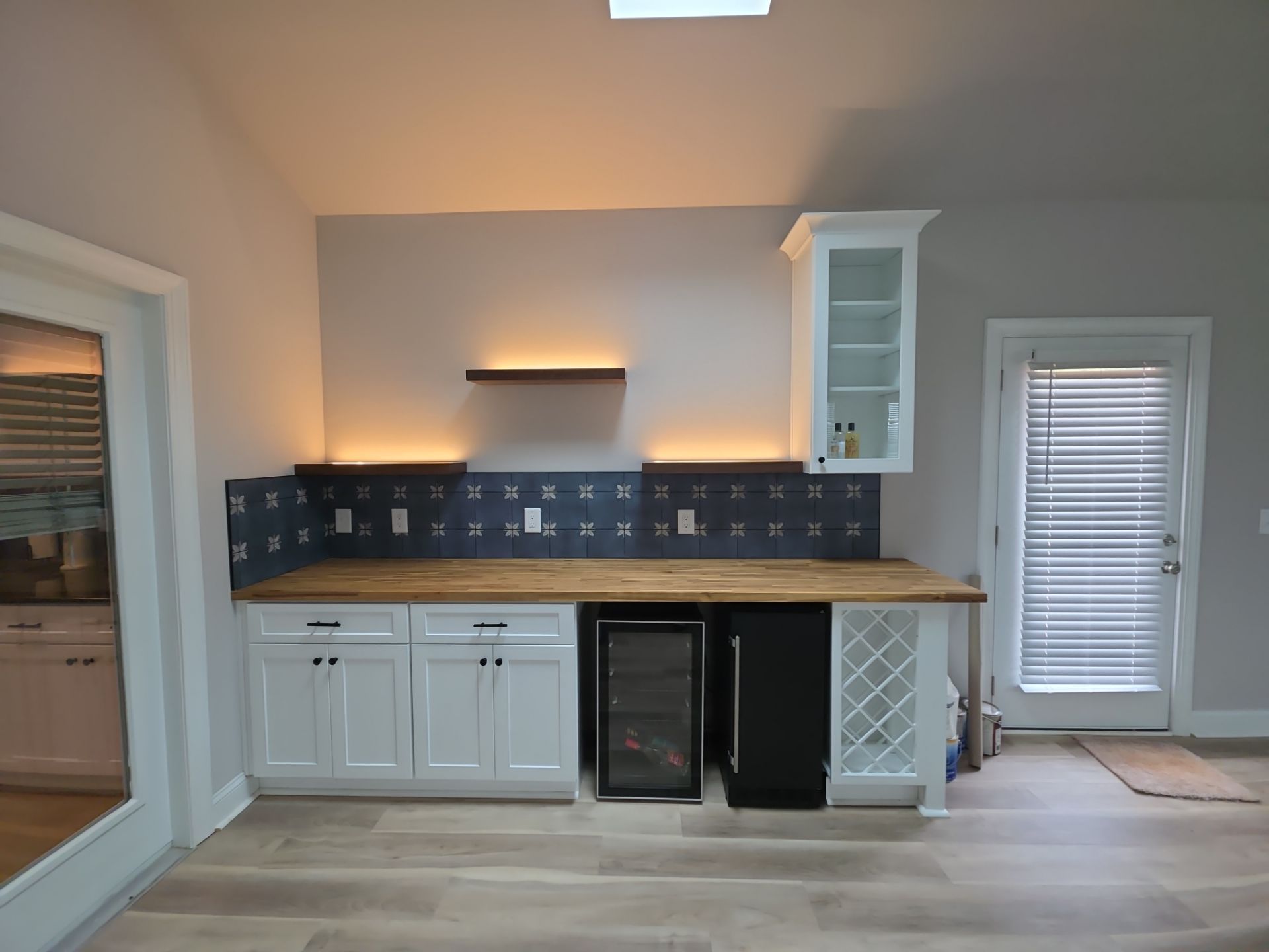 Four Season Addition by Ajayi Design and Construction 