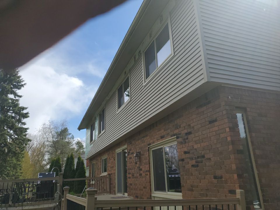 Siding Replacement using Certainteed Restoration Classic D4 by 180 Contractors