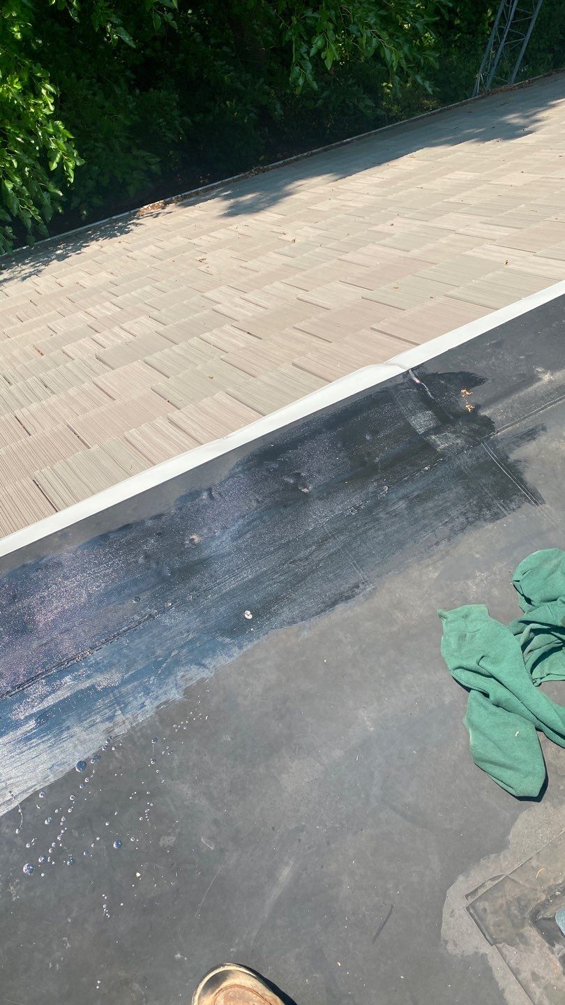 DaVinci Roof Installation with Snow Guards in Oconomowoc Lake by Custom Installations