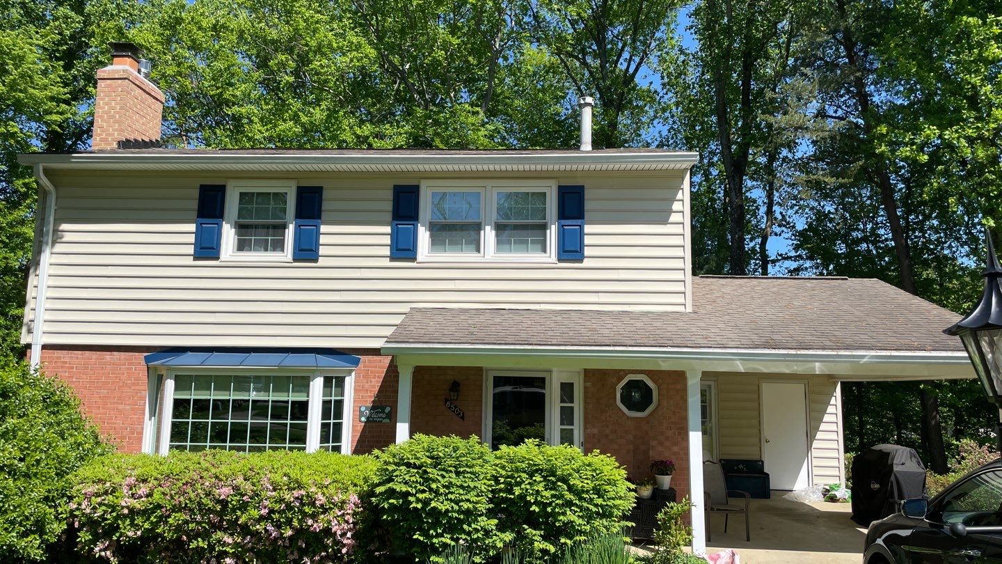 Springfield CertainTeed Landmark Weathered Wood Roof Installation by RM Banning, Inc.