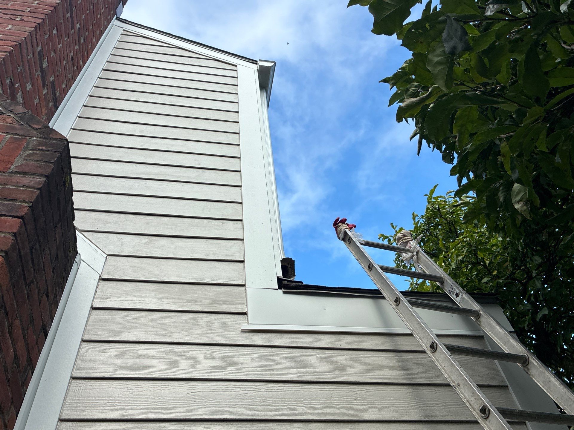 James Hardie Full House Siding Renovation in Wexford by Ideal Siding Pittsburgh