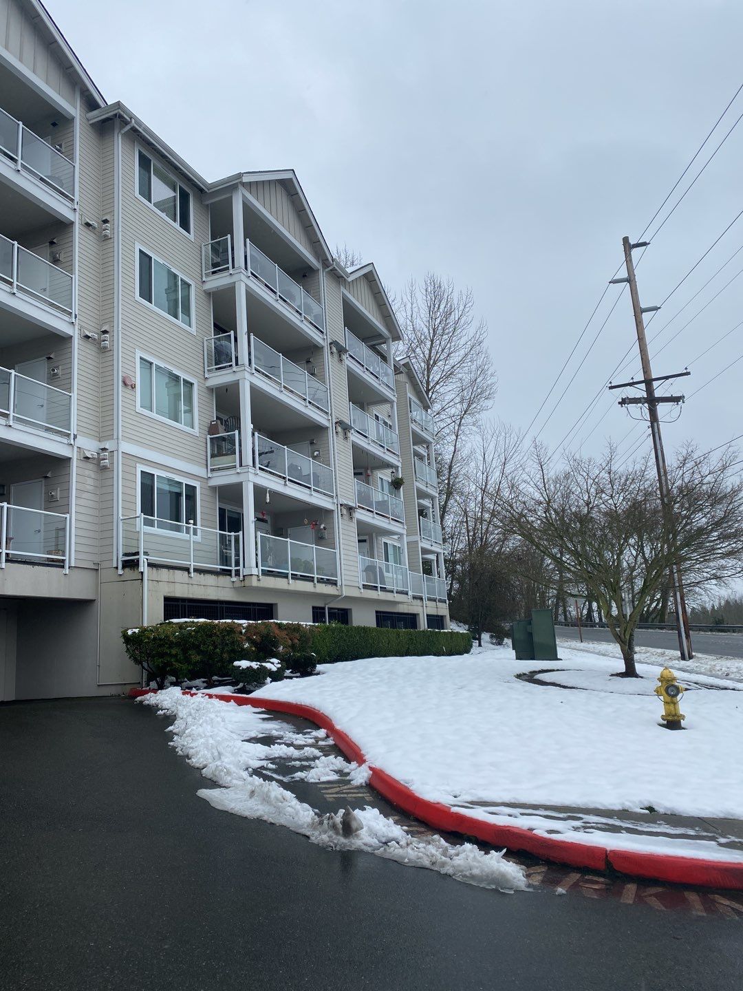 Condo complex on Lake Washington in Newcastle, WA needed a new roof by RoofSmart