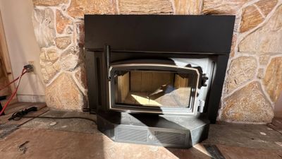 Wood stove insert 