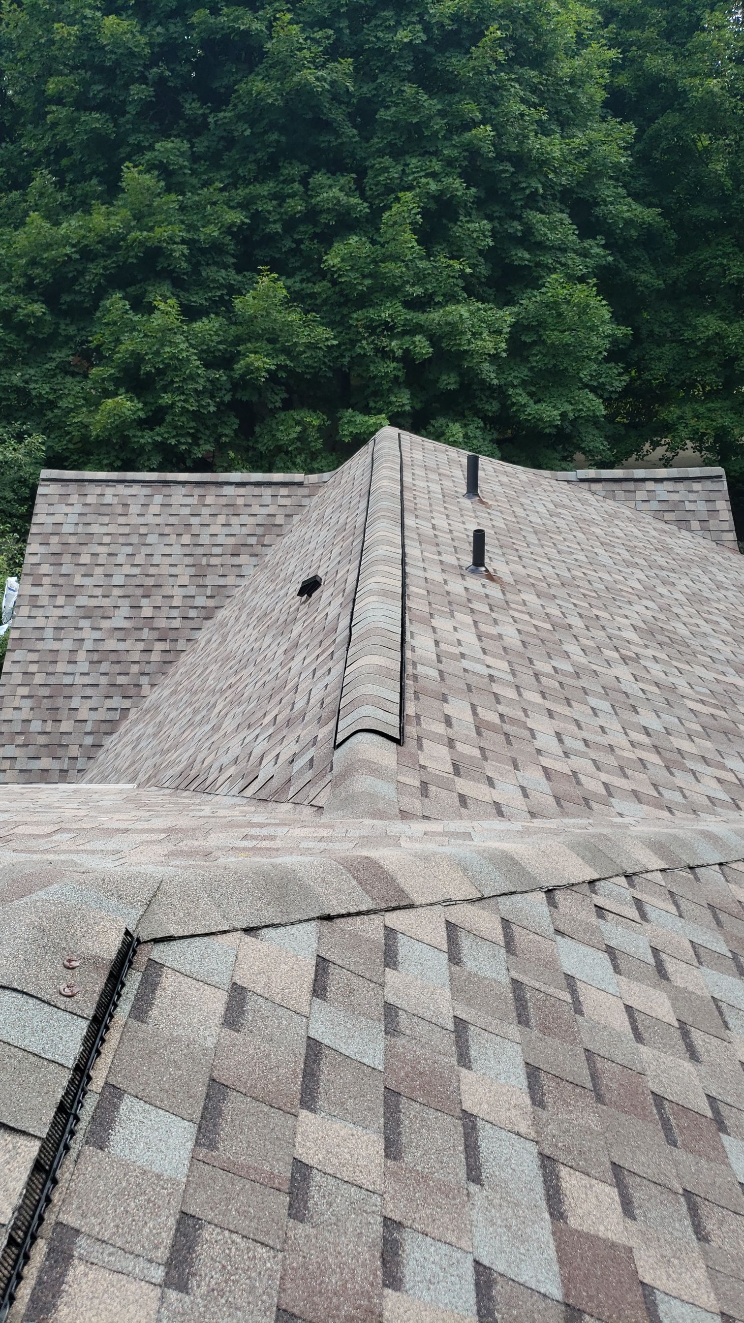 Brand: Atlas Pinnacle Color:  Majestic Shak Drip Edge: White by Eagle Eye Roofing