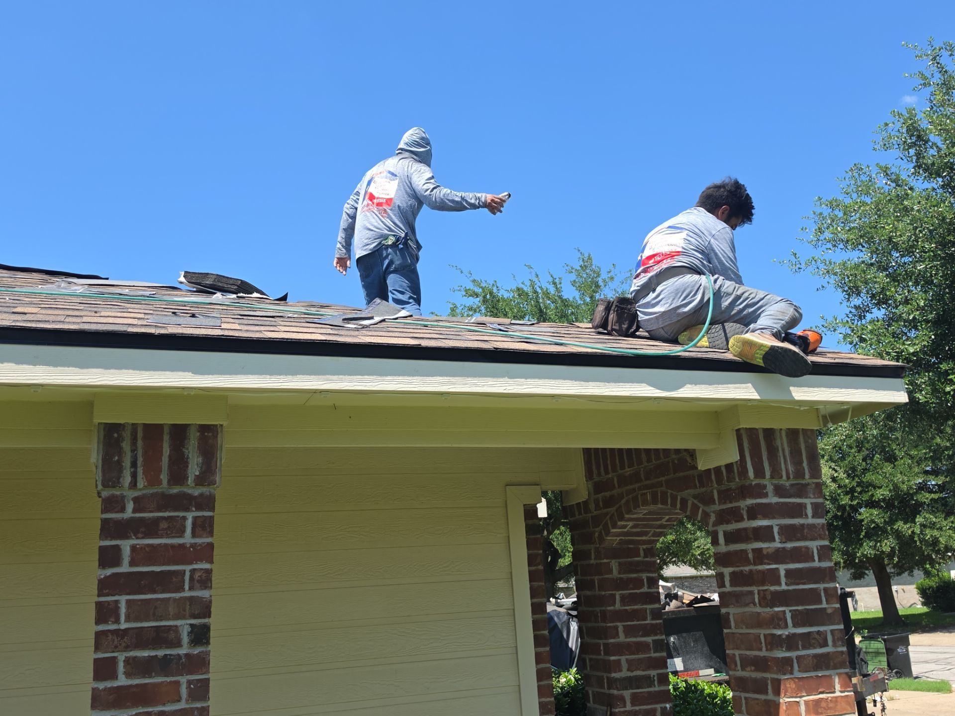IKO Dynasty in Brownstone, Hutto, TX by REPS Austin Area Roofer