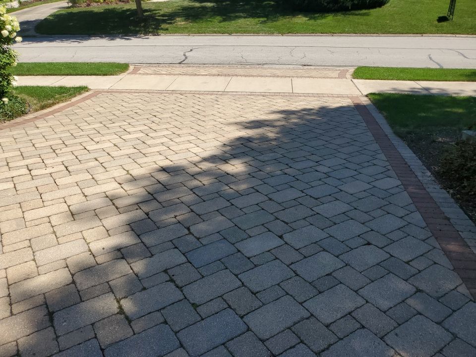 Brick paver clean, sand and seal.  using Surebond SB-1300 by Northern Power Washing LLC.