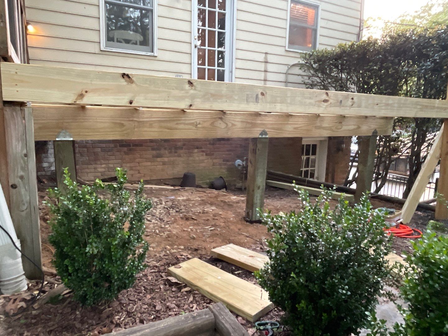 Oak Leaf Circle - Deck Installation  by Pillar and Pine