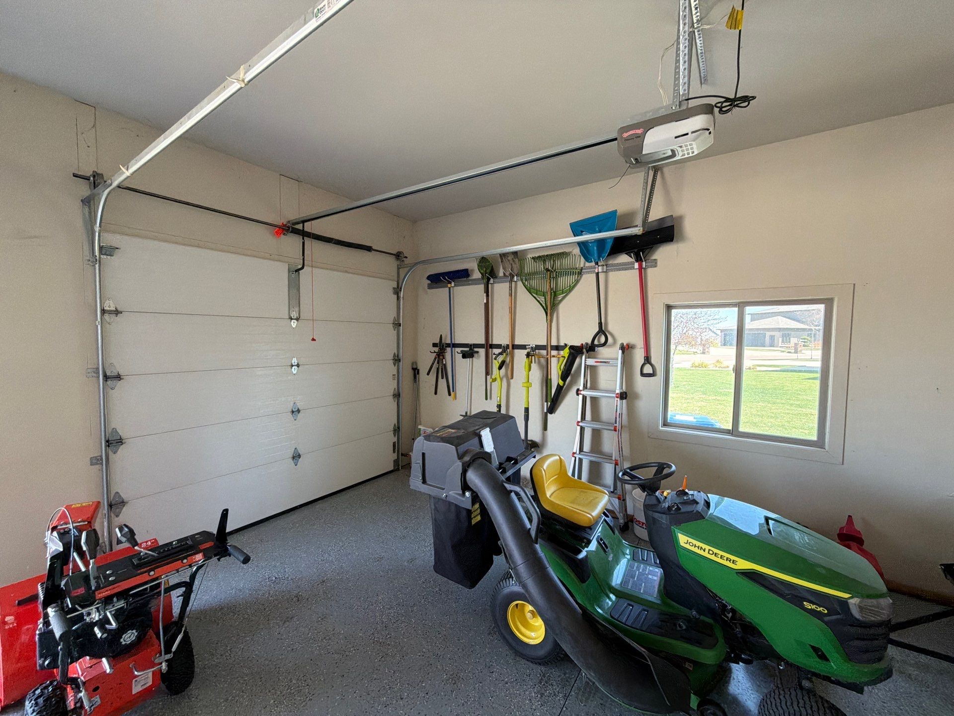 Comprehensive Interior Painting and Garage Floor Coating in Sioux Falls by Select Painting, Coatings & Garage Cabinets