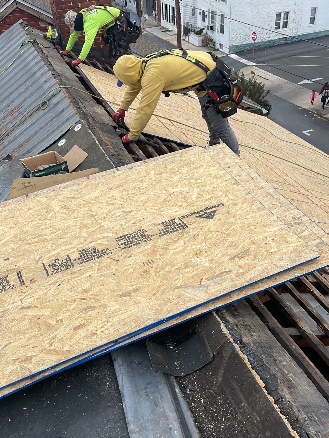 Commercial Roofing Installation using Gaf Hdz Architectural Shingle by Teflon Roofing