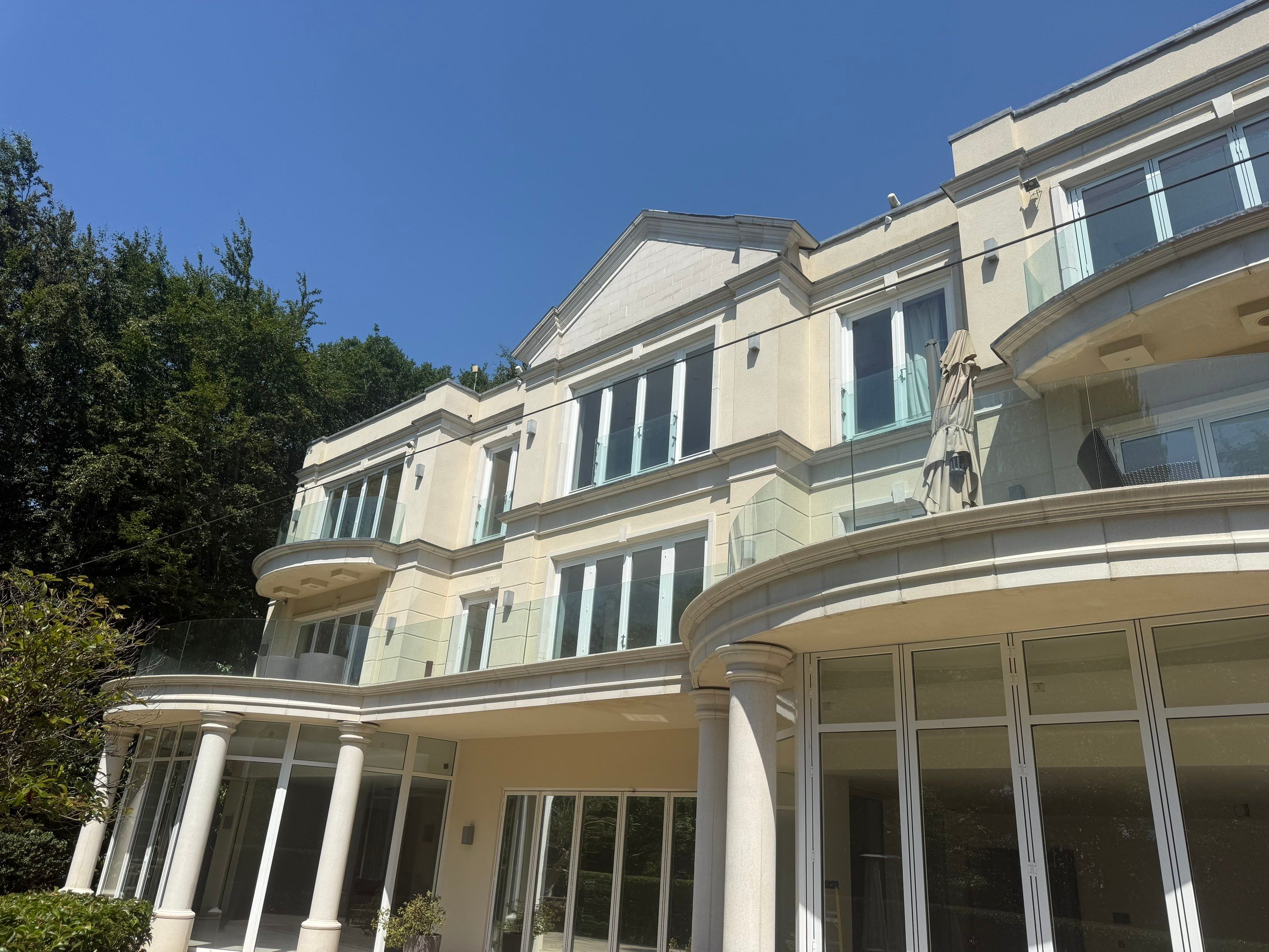 Full Exterior Cleaning of a Neoclassical Estate in Weybridge by Ges Exterior Cleaning ltd