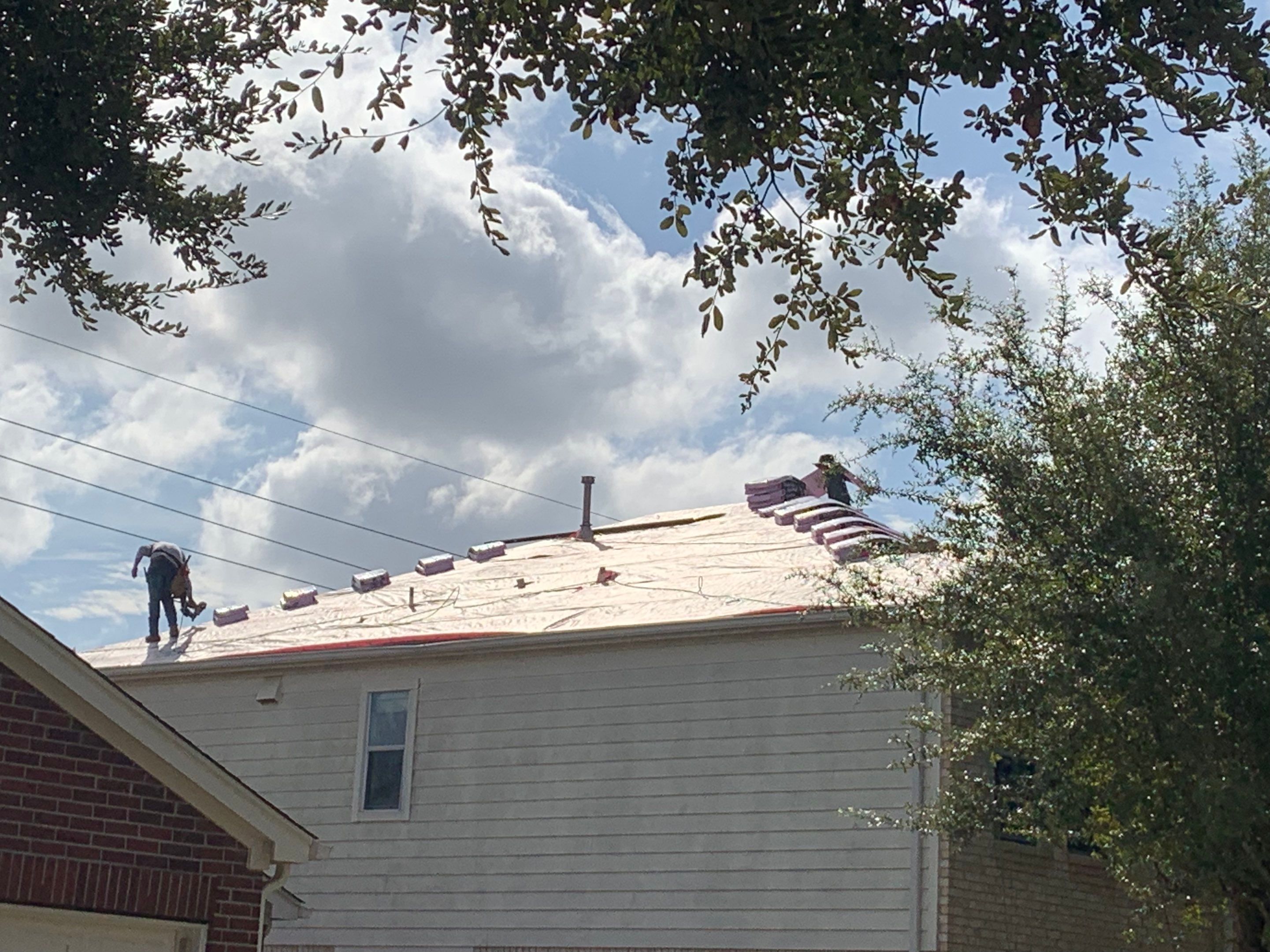 Residential Roofing Installation using Owen's Corning Duration (Lifetime) Shingles by Roof Repair Company