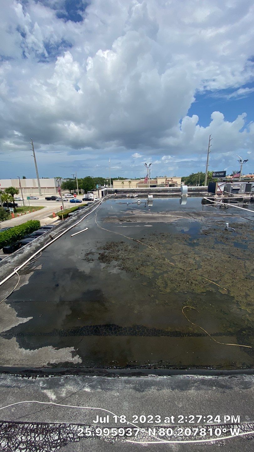 COMMERCIAL REROOF GAF TPO EVERGUARD 60 MIL SMOOTH WITH 1-1/2" INSULATION by Earl W. Johnston Roofing
