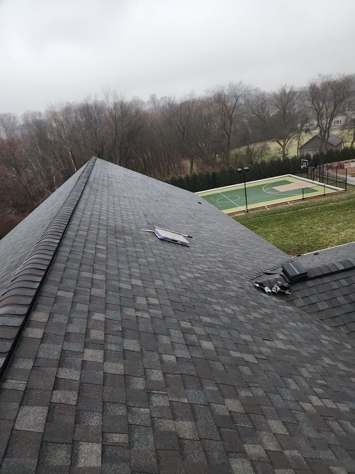 Residential Roof Replacement with GAF HDZ Shingles in Sheboygan, WI by Gellings Roofing & Siding