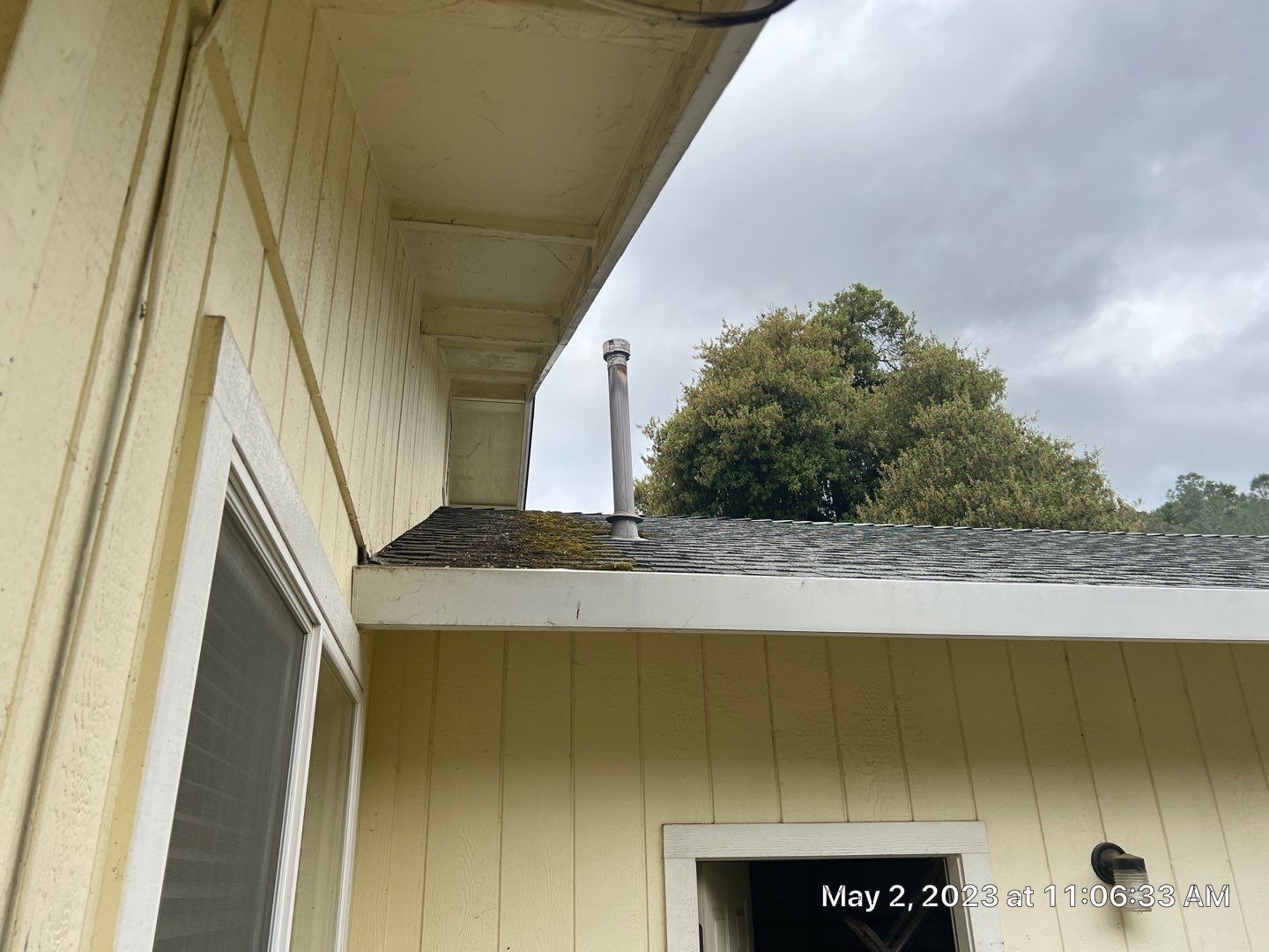 Metal roofing installation using ASC Standing Seam metal by Straight Edge Roofing Inc