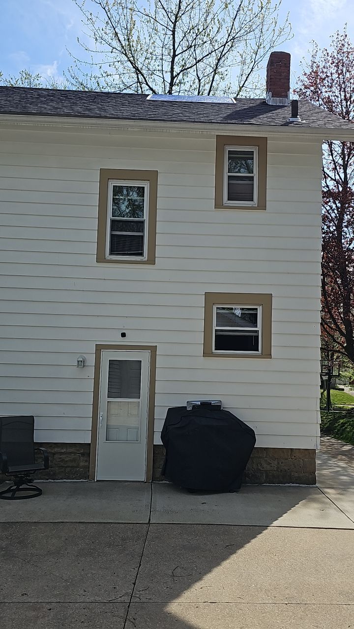 ATLAS PINNACLE COLOR: BLACK SHADOW by Eagle Eye Roofing