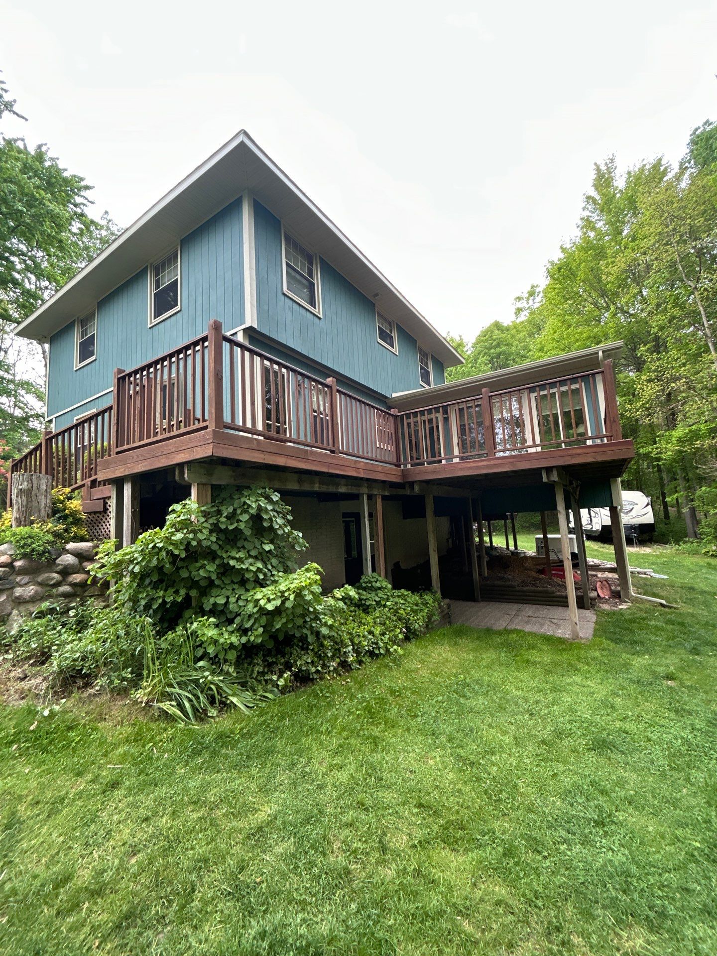 Exterior Painting and Deck staining by Gordon Painting