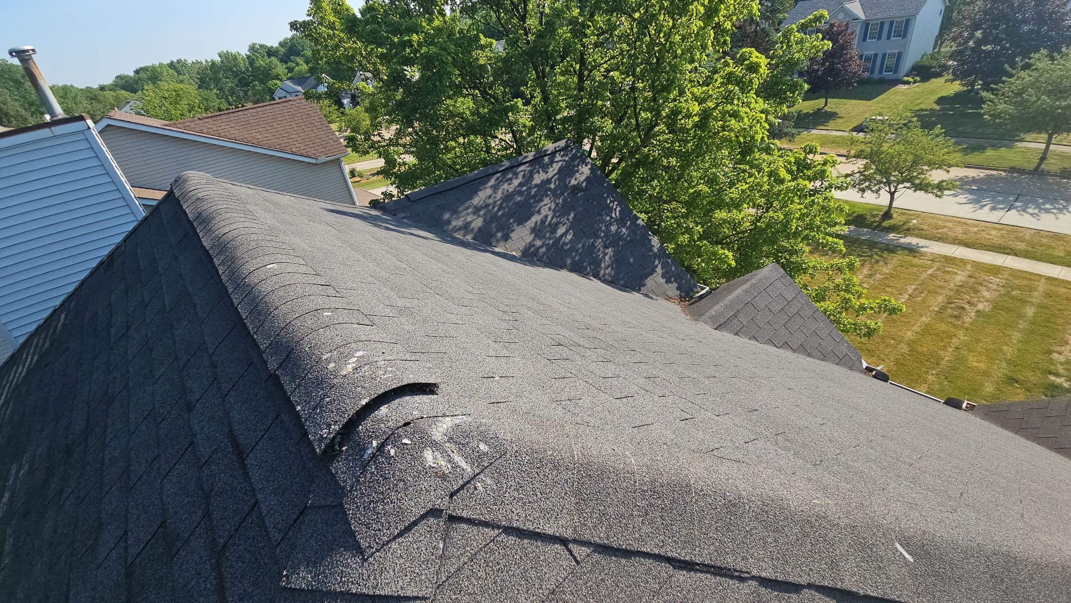 ATLAS PINNACLE COLOR: HEARTHSTONE by Eagle Eye Roofing